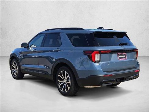 New 2026 Ford Explorer ST-Line RWD image 9