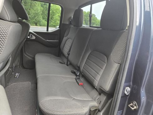 Used 2015 Nissan Frontier PRO-4X AWD/4WD image 25