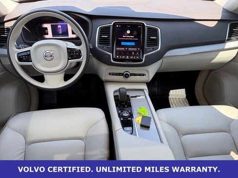 Certified 2025 Volvo XC90 B5 Core w/ Protection Package Premier AWD/4WD image 13