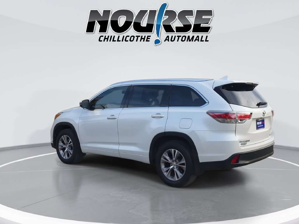 Used 2015 Toyota Highlander XLE AWD/4WD image 6