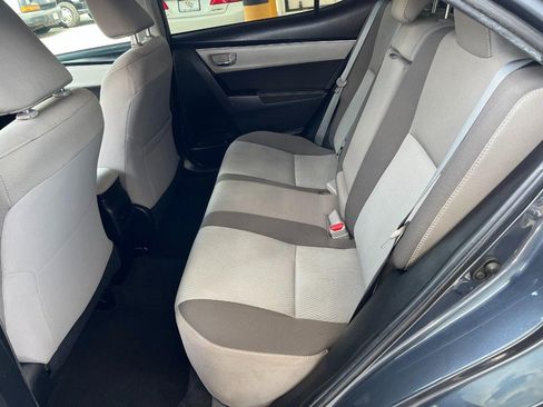 Used 2019 Toyota Corolla LE FWD image 11