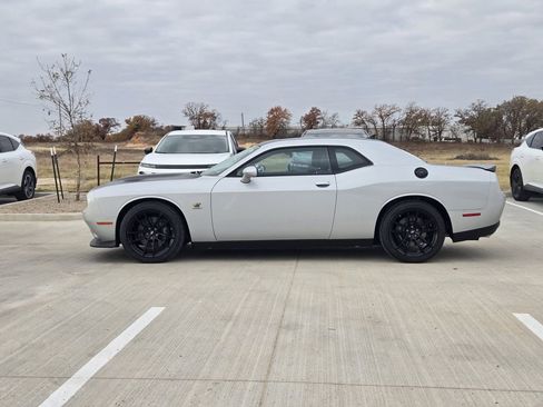 Used 2023 Dodge Challenger R/T Scat Pack image 3