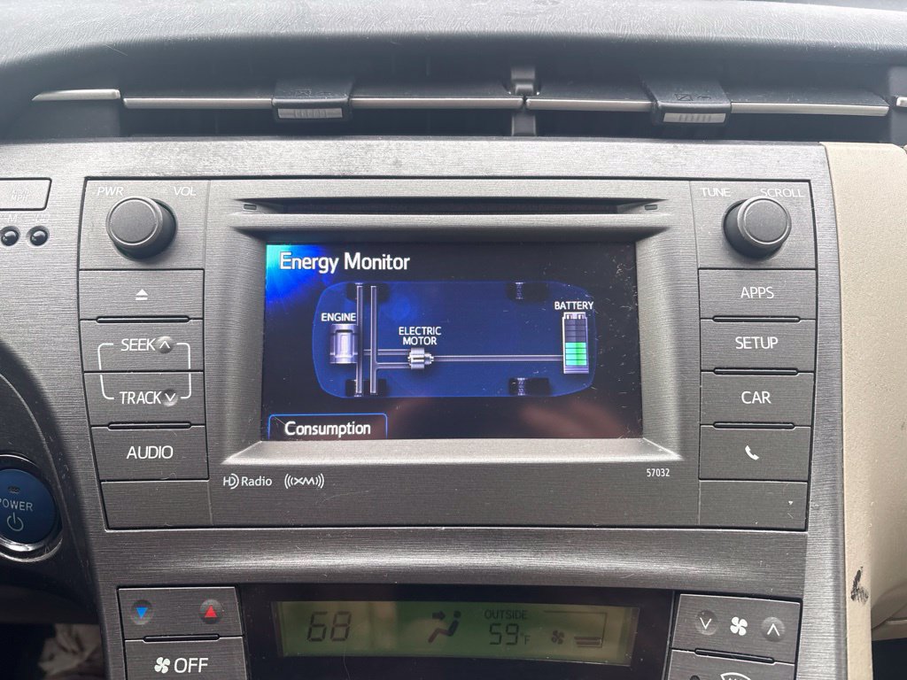 Used 2014 Toyota Prius Three FWD image 18