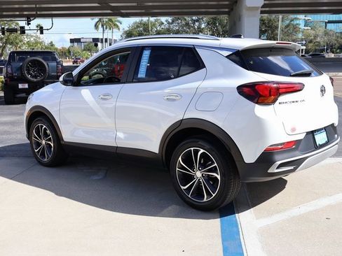 Certified 2023 Buick Encore GX Select w/ Safety Package II image 4