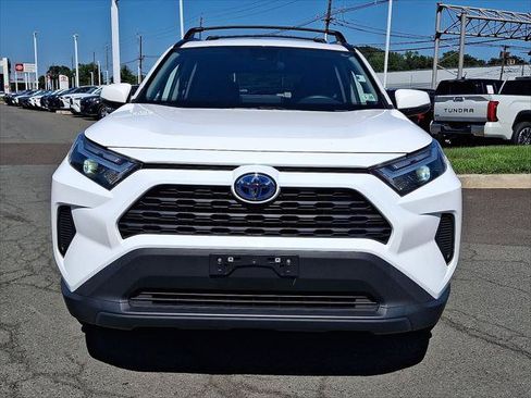 Certified 2024 Toyota RAV4 XLE AWD/4WD image 30