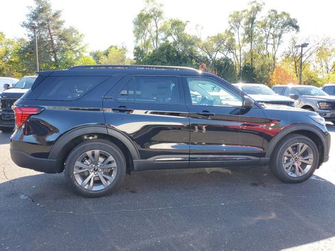 New 2026 Ford Explorer Active w/ Active Comfort Package image 35