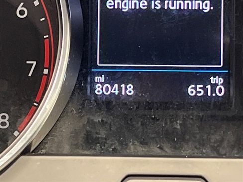 Used 2018 Volkswagen Tiguan SE image 23