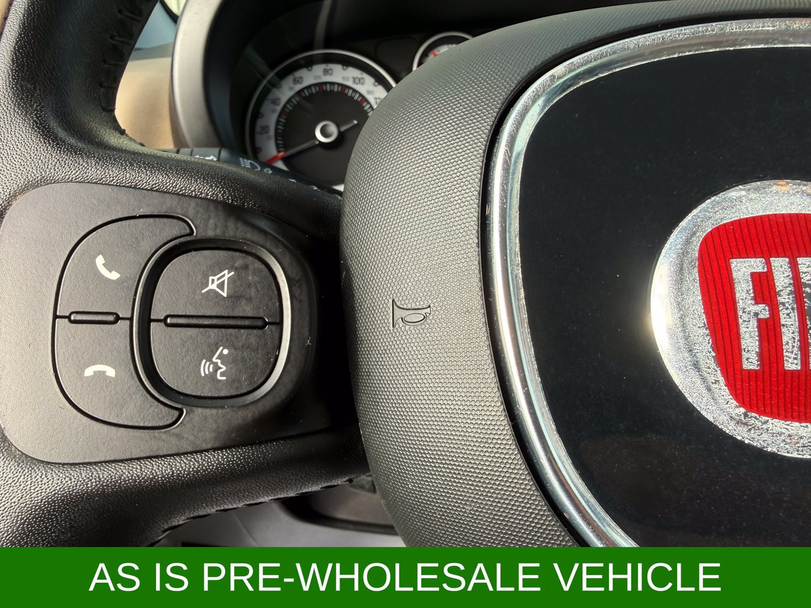 Used 2015 FIAT 500L Trekking FWD image 31