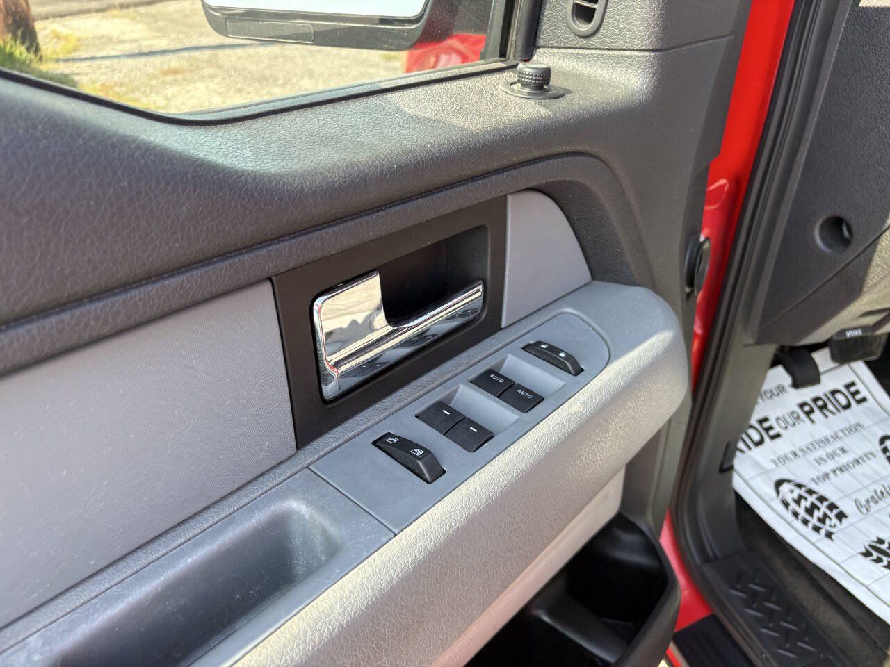 Used 2014 Ford F150 XLT AWD/4WD image 22
