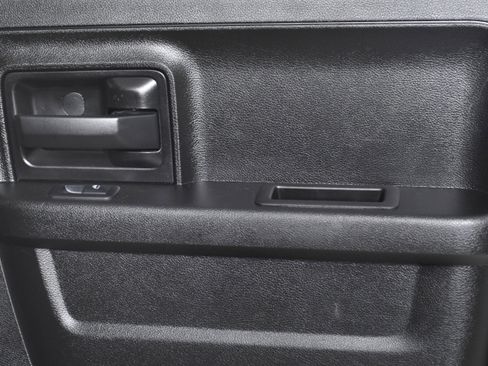 Used 2019 RAM 1500 Express w/ Express Value Package image 24