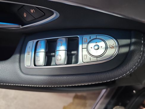 Used 2018 Mercedes-Benz GLC 43 AMG 4MATIC image 29