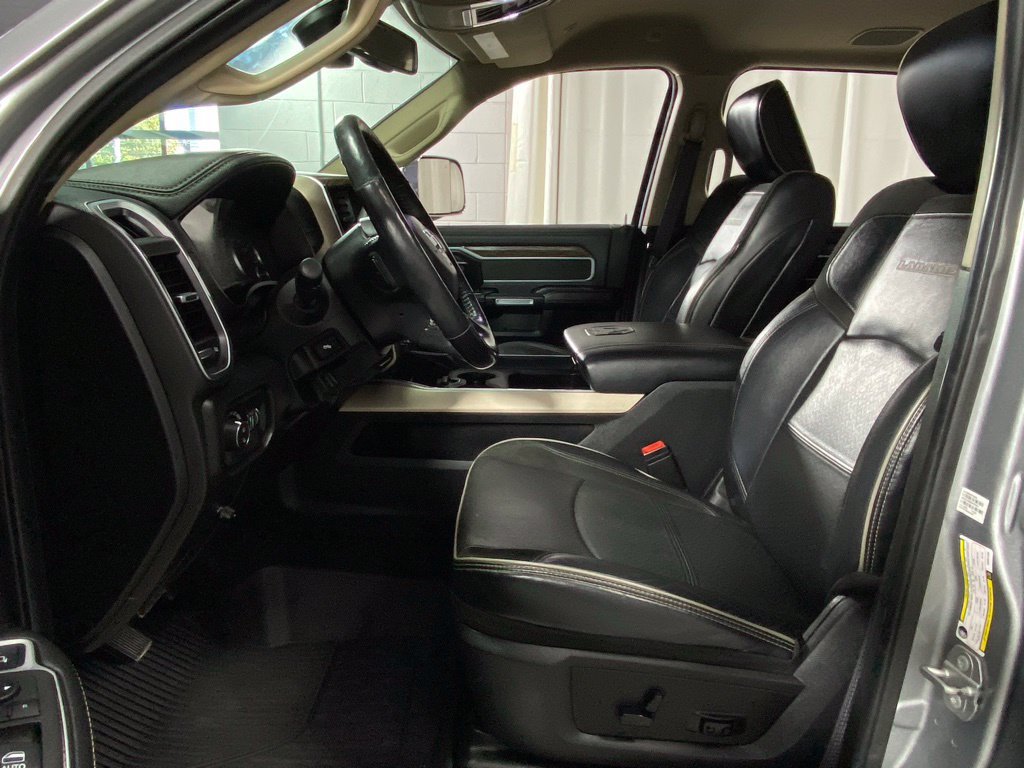 Used 2019 RAM 3500 Laramie AWD/4WD image 18