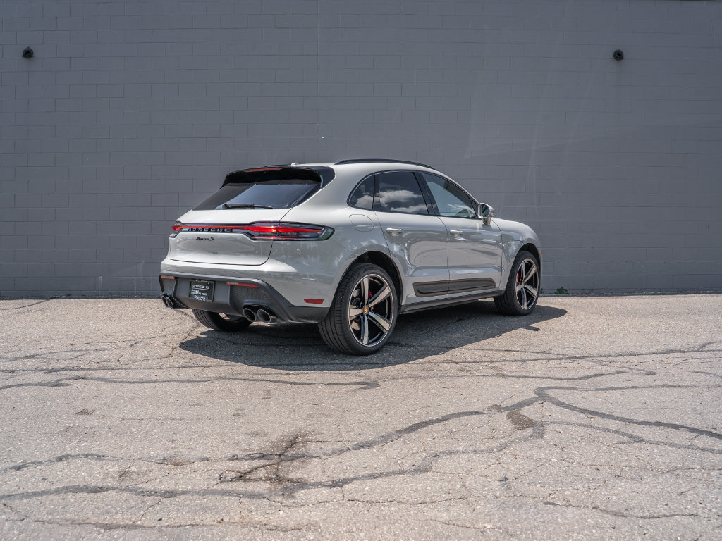 Used 2026 Porsche Macan S AWD/4WD image 7