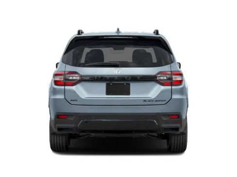 Certified 2026 Honda Pilot Black Edition image 8