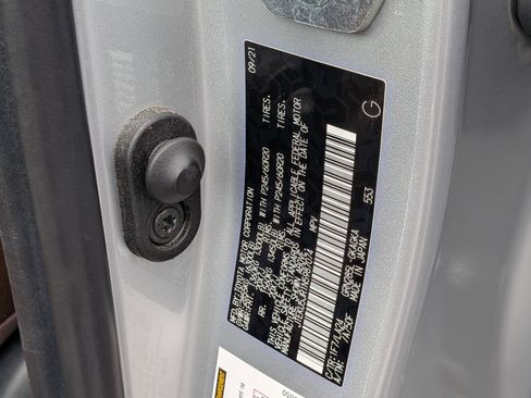 Used 2022 Toyota 4Runner Limited image 37