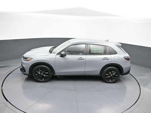 Certified 2024 Honda HR-V Sport image 39