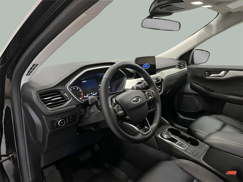 Used 2022 Ford Escape SEL image 15