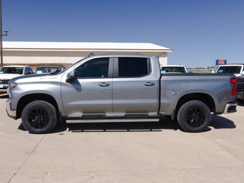 Used 2020 Chevrolet Silverado 1500 LT w/ All-Star Edition AWD/4WD image 3