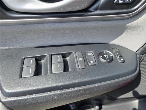 Used 2022 Honda CR-V EX-L image 17