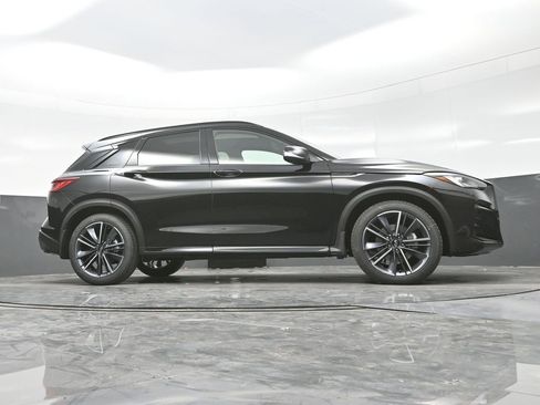 New 2025 INFINITI QX50 Sport image 32