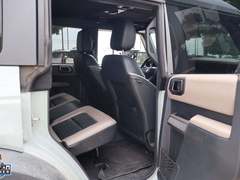 Used 2021 Ford Bronco Wildtrak AWD/4WD image 28