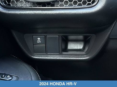 Certified 2024 Honda HR-V EX-L image 32