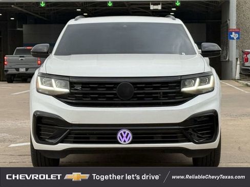 Used 2023 Volkswagen Atlas Cross Sport SEL R-Line AWD/4WD image 3