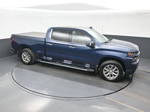 Used 2021 Chevrolet Silverado 1500 High Country w/ Technology Package AWD/4WD image 23