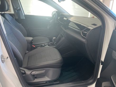 New 2026 Volkswagen Taos SE image 43