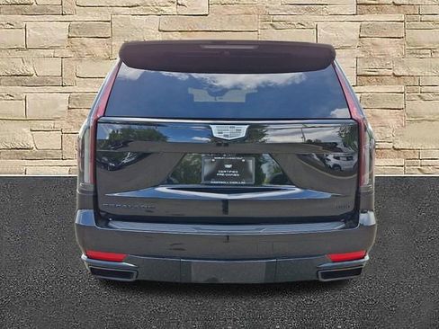 Certified 2023 Cadillac Escalade Sport Platinum w/ LPO, ONYX Package AWD/4WD image 3