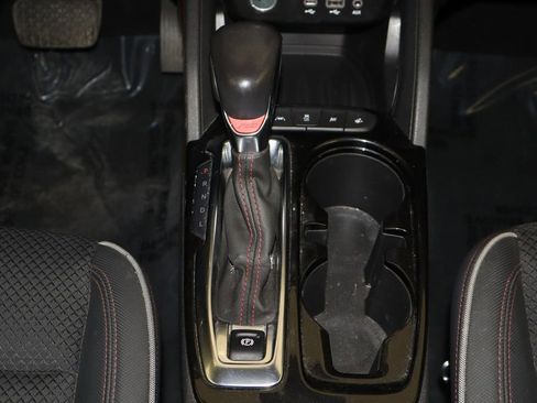 Used 2022 Chevrolet TrailBlazer RS image 28