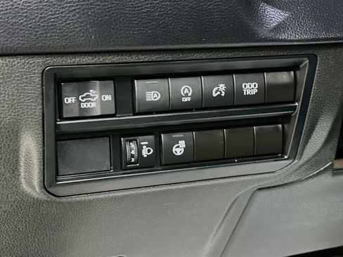 Used 2023 Toyota Tundra SR5 w/ TRD Off-Road Package image 10