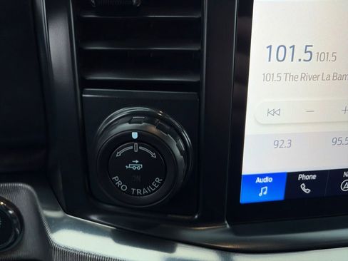 Used 2025 Ford F350 Platinum image 40