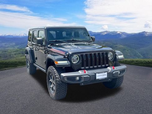 Used 2018 Jeep Wrangler Unlimited Rubicon w/ LED Lighting Group AWD/4WD image 8