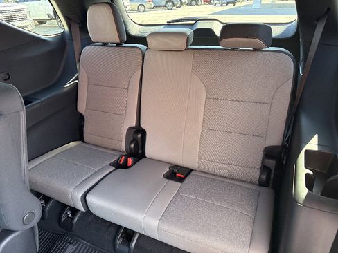 New 2026 Chevrolet Traverse LT w/ Sun and Wheel Package FWD image 14