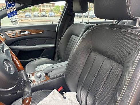 Used 2012 Mercedes-Benz CLS 550 4MATIC image 7
