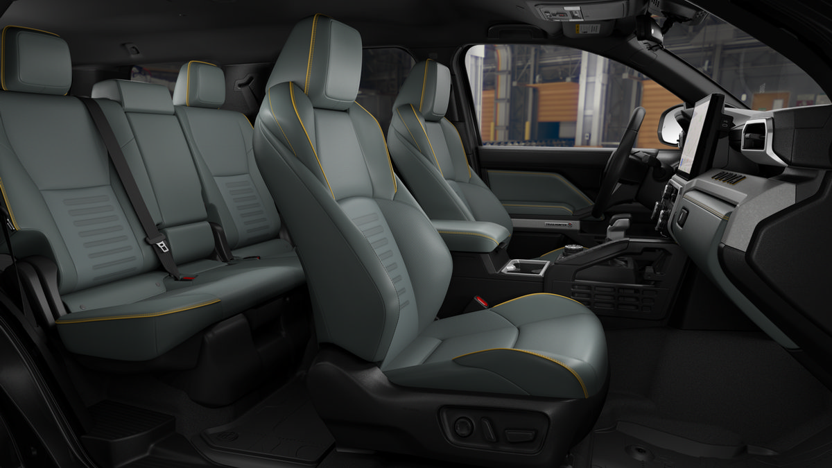 New 2026 Toyota 4Runner Trailhunter AWD/4WD image 50