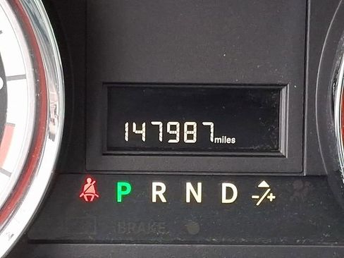 Used 2015 Dodge Grand Caravan SXT w/ UConnect Hands-Free Group FWD image 18
