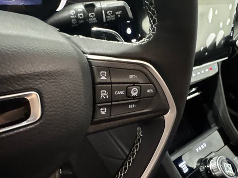 New 2026 Jeep Grand Cherokee L Limited AWD/4WD image 6