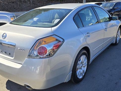 Used 2010 Nissan Altima 2.5 S image 5