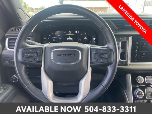 Used 2022 GMC Yukon XL Denali RWD image 25