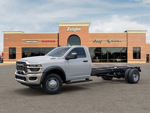 New 2026 RAM 5500 Tradesman w/ Chrome Appearance Group RWD image 2