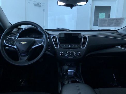 Used 2024 Chevrolet Malibu LT image 18