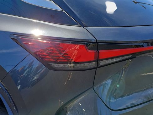 Used 2025 Lexus RX 350h w/ Convenience Package image 38