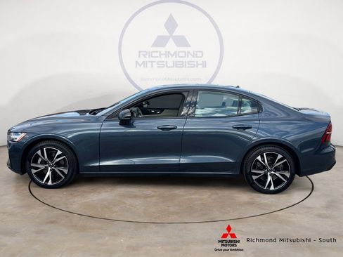 Used 2023 Volvo S60 B5 Plus image 6