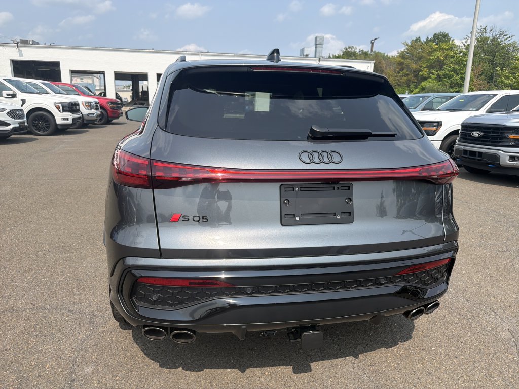 Used 2025 Audi SQ5 Premium Plus w/ Premium Plus Package AWD/4WD image 4