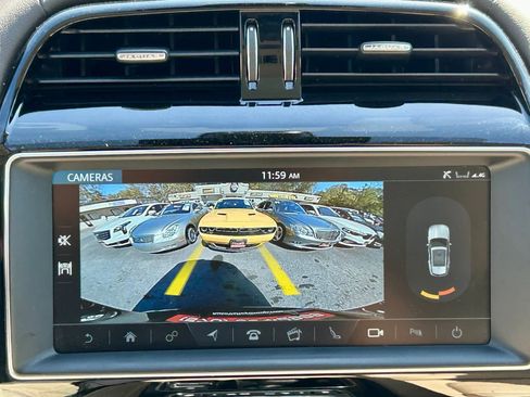 Used 2020 Jaguar F-PACE Prestige image 24