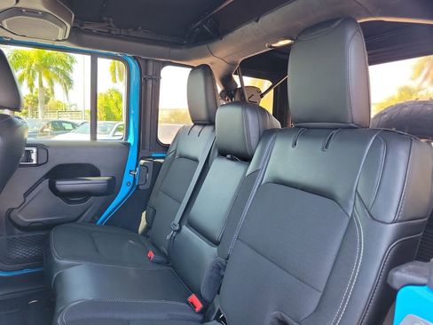 Used 2021 Jeep Wrangler Unlimited Freedom Edition image 10