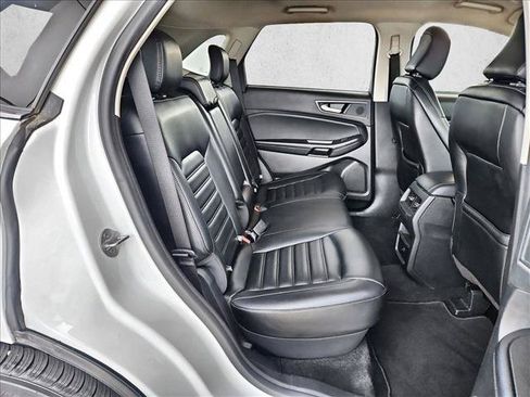 Used 2024 Ford Edge SEL AWD/4WD image 19