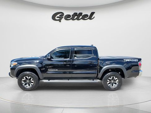 Certified 2023 Toyota Tacoma TRD Off-Road AWD/4WD image 8